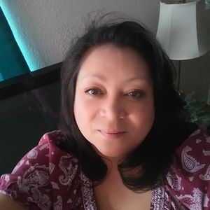 Meet your Posher, Nita